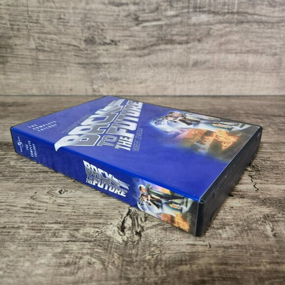 Back To The Future Trilogy DVD Set Spielberg Classic Sci-Fi Adventure 3-Disc EUC - Picture 3 of 6